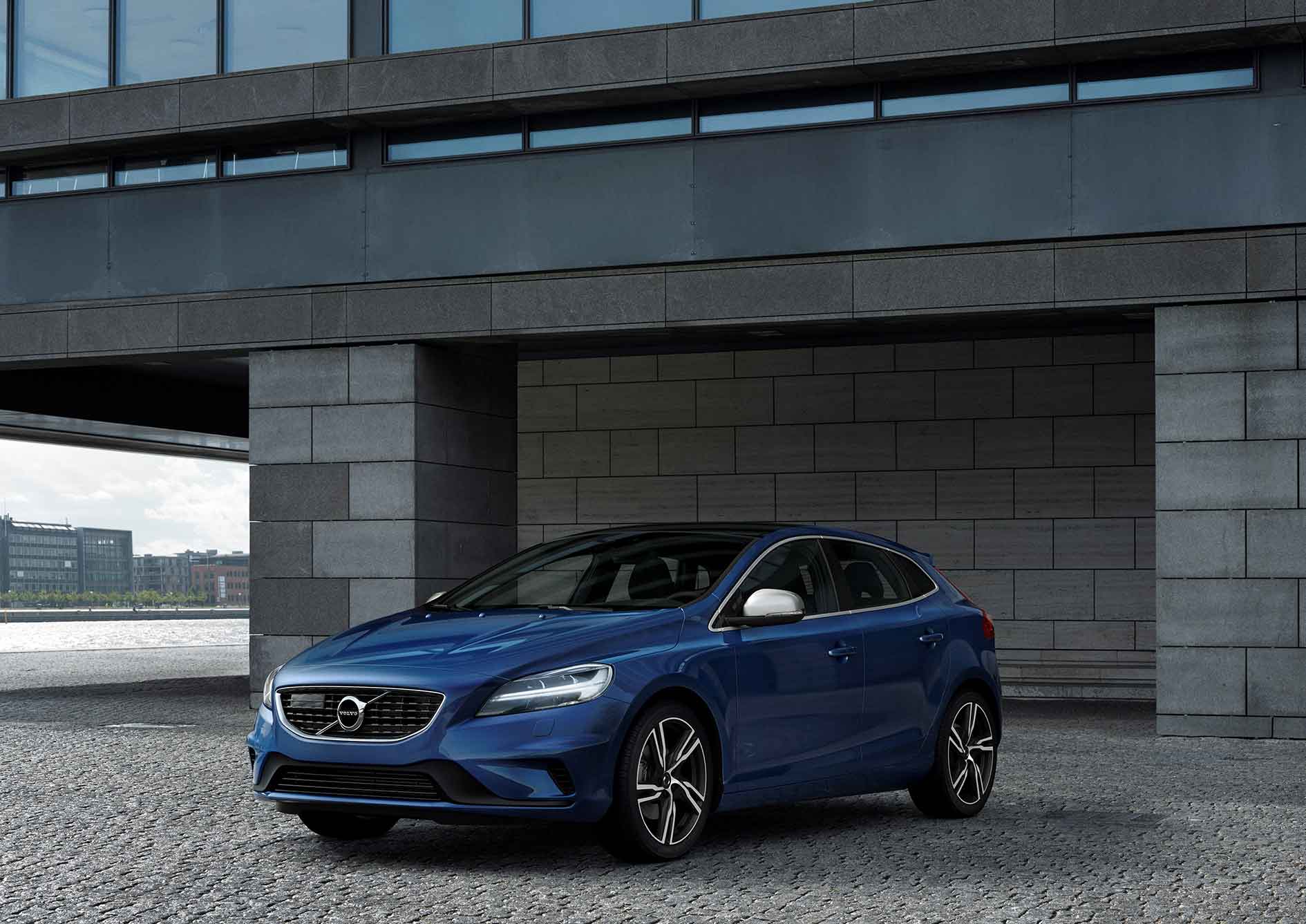 V40 Polar+ Sport